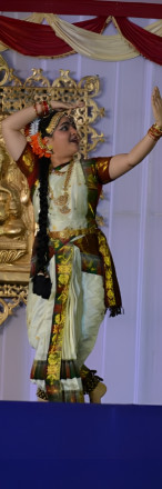 Kuchipudi Usha performer 3